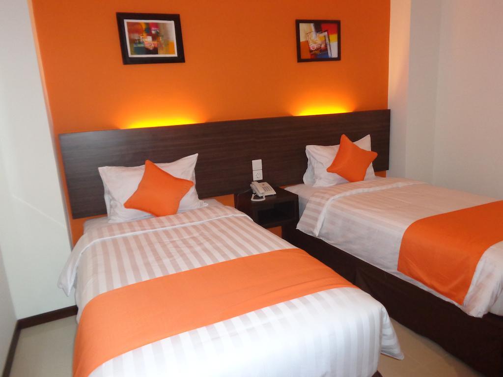 Pratama Hotel & Convention Ματαράμ Εξωτερικό φωτογραφία