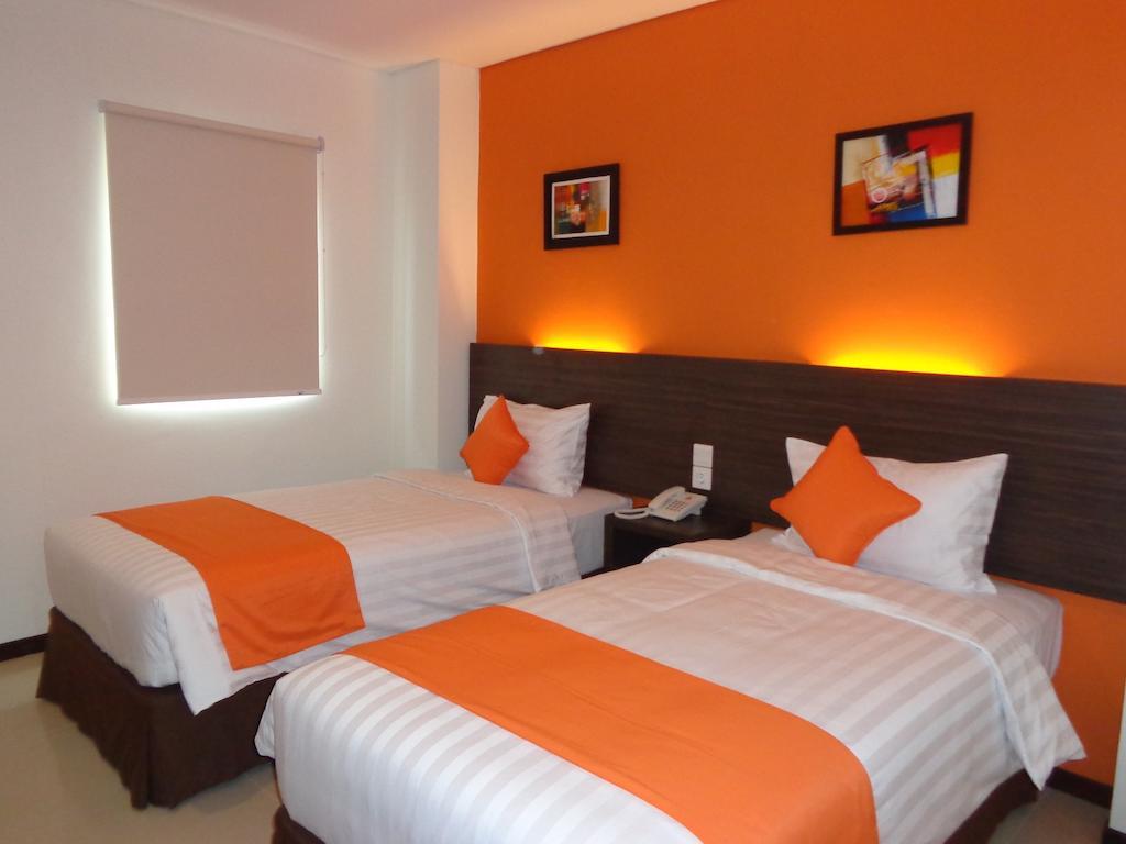 Pratama Hotel & Convention Ματαράμ Εξωτερικό φωτογραφία
