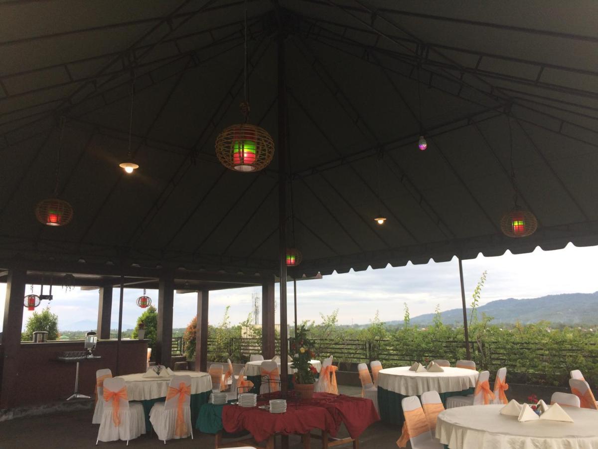 Pratama Hotel & Convention Ματαράμ Εξωτερικό φωτογραφία