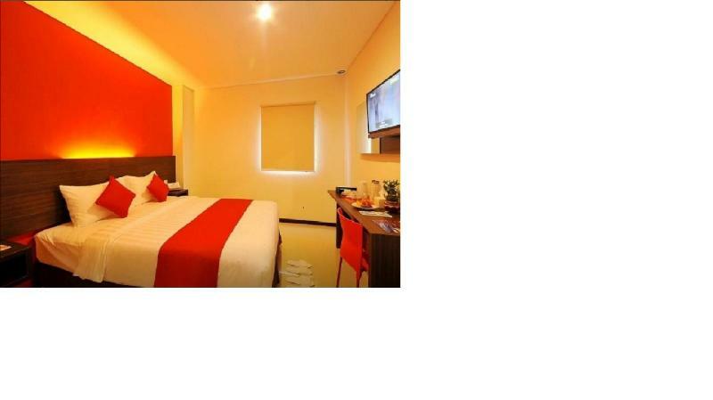 Pratama Hotel & Convention Ματαράμ Εξωτερικό φωτογραφία