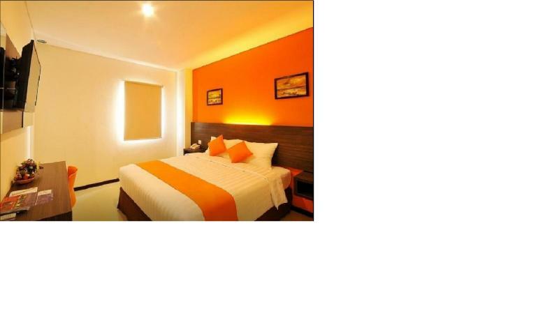 Pratama Hotel & Convention Ματαράμ Εξωτερικό φωτογραφία